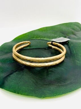 Chico’s Gold Double Bar Hammered Cuff Bracelet NWT